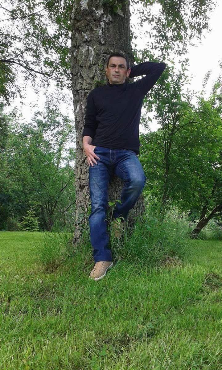 Profil de Lalo, 41 ans, rencontre gay à Vichy