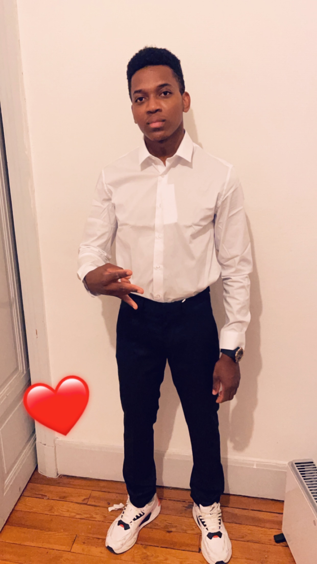 Profil de Henzo, 28 ans, rencontre gay à Harquency