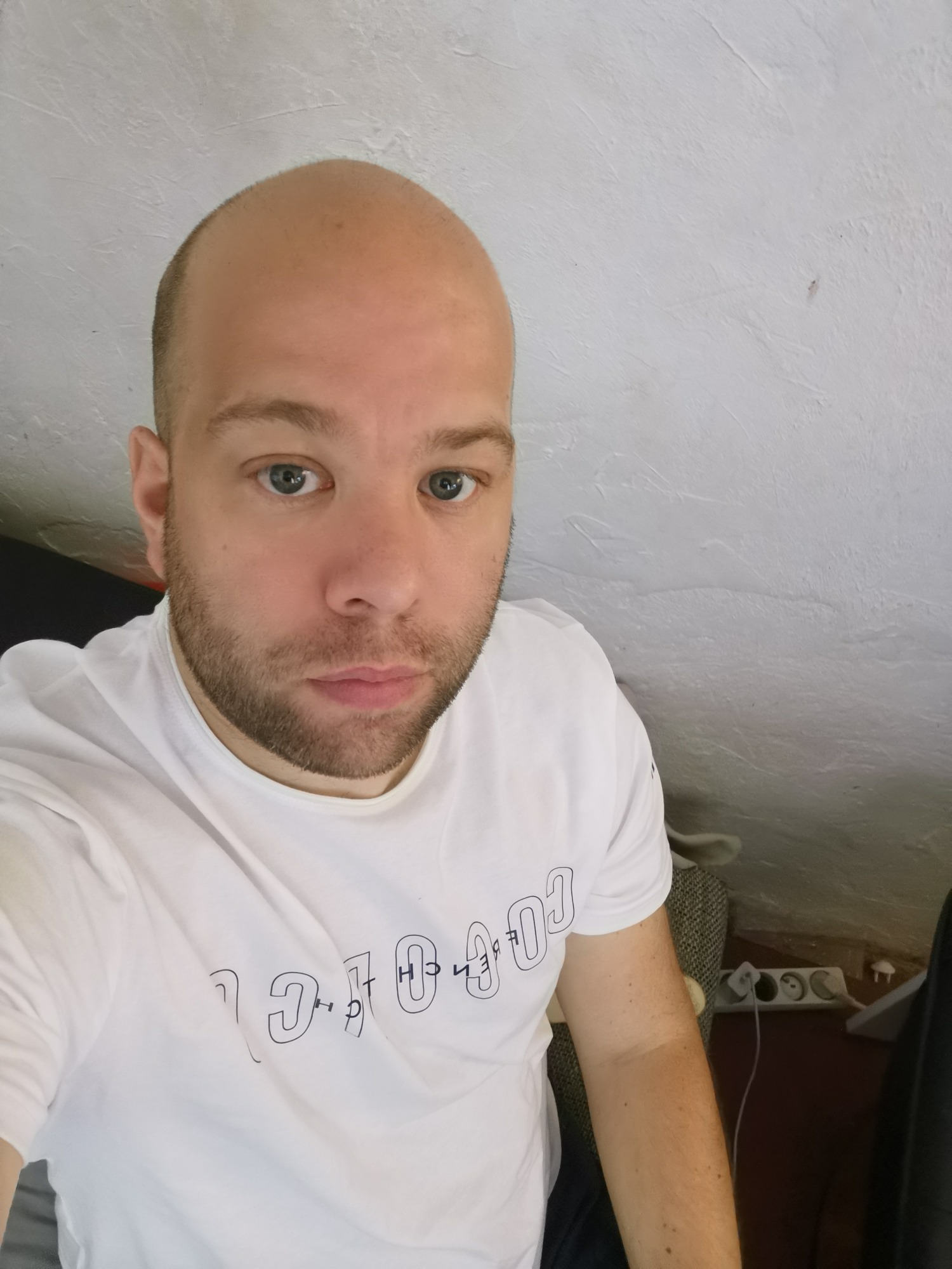 Profil de Anh, 43 ans, rencontre gay à Ceton