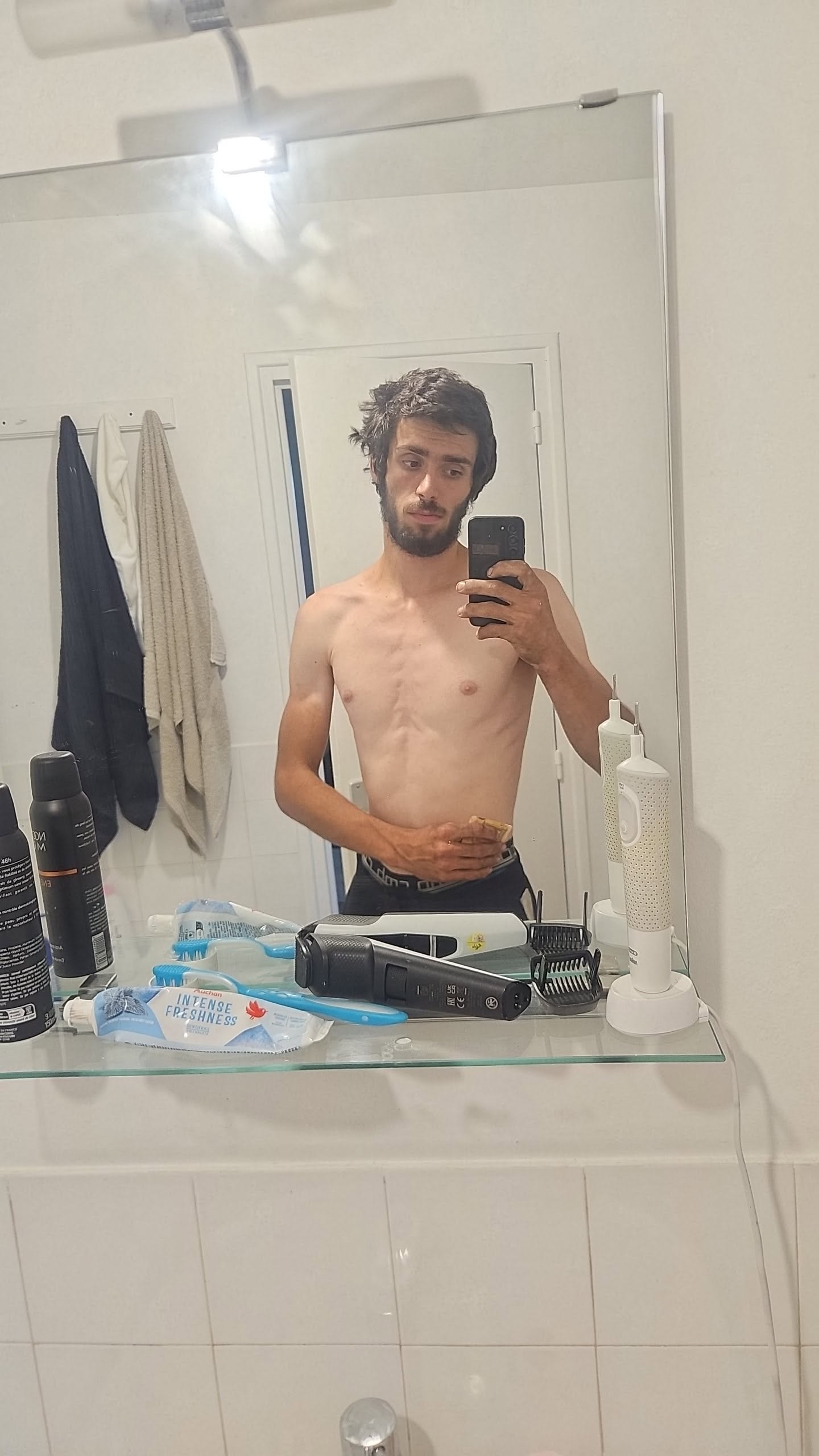 Profil de Clet, 19 ans, rencontre gay à Nompatelize