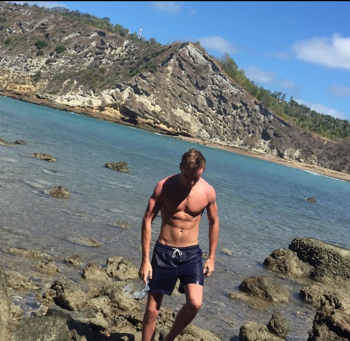 Profil de Djilali, 30 ans, rencontre gay à Éréac