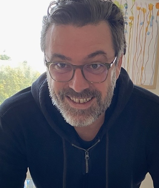 Profil de Herminio, 47 ans, rencontre gay à Mondescourt