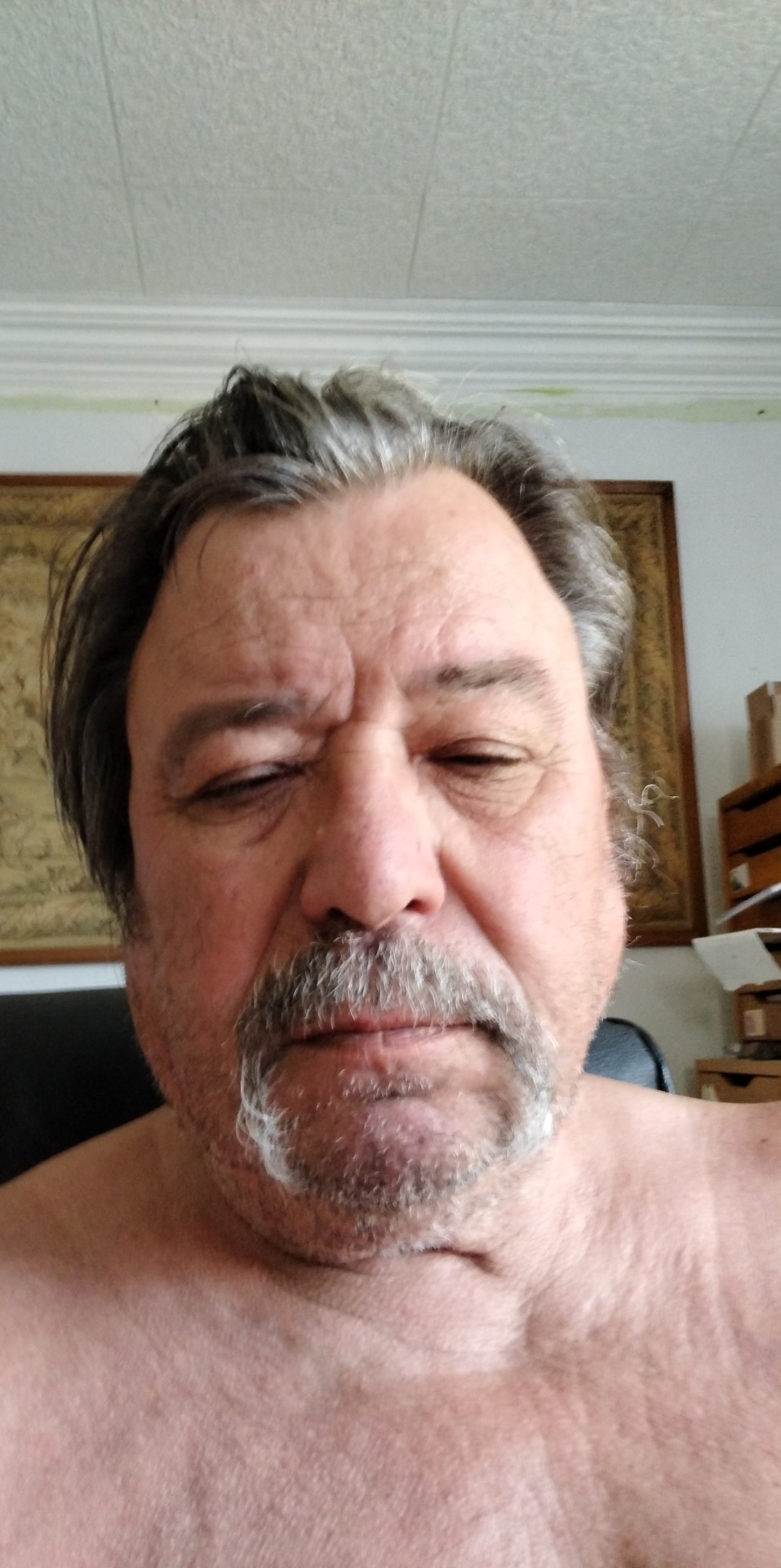 Profil de Iron, 54 ans, rencontre gay à Benest
