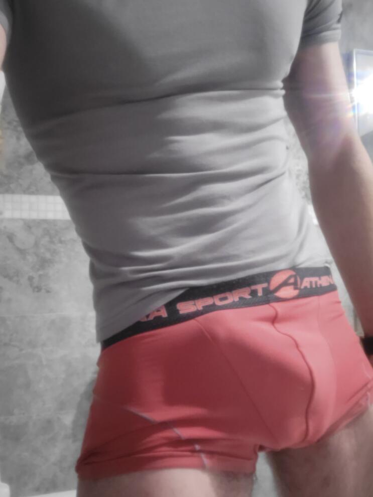 Profil de Keith, 39 ans, rencontre gay à LaPomarède