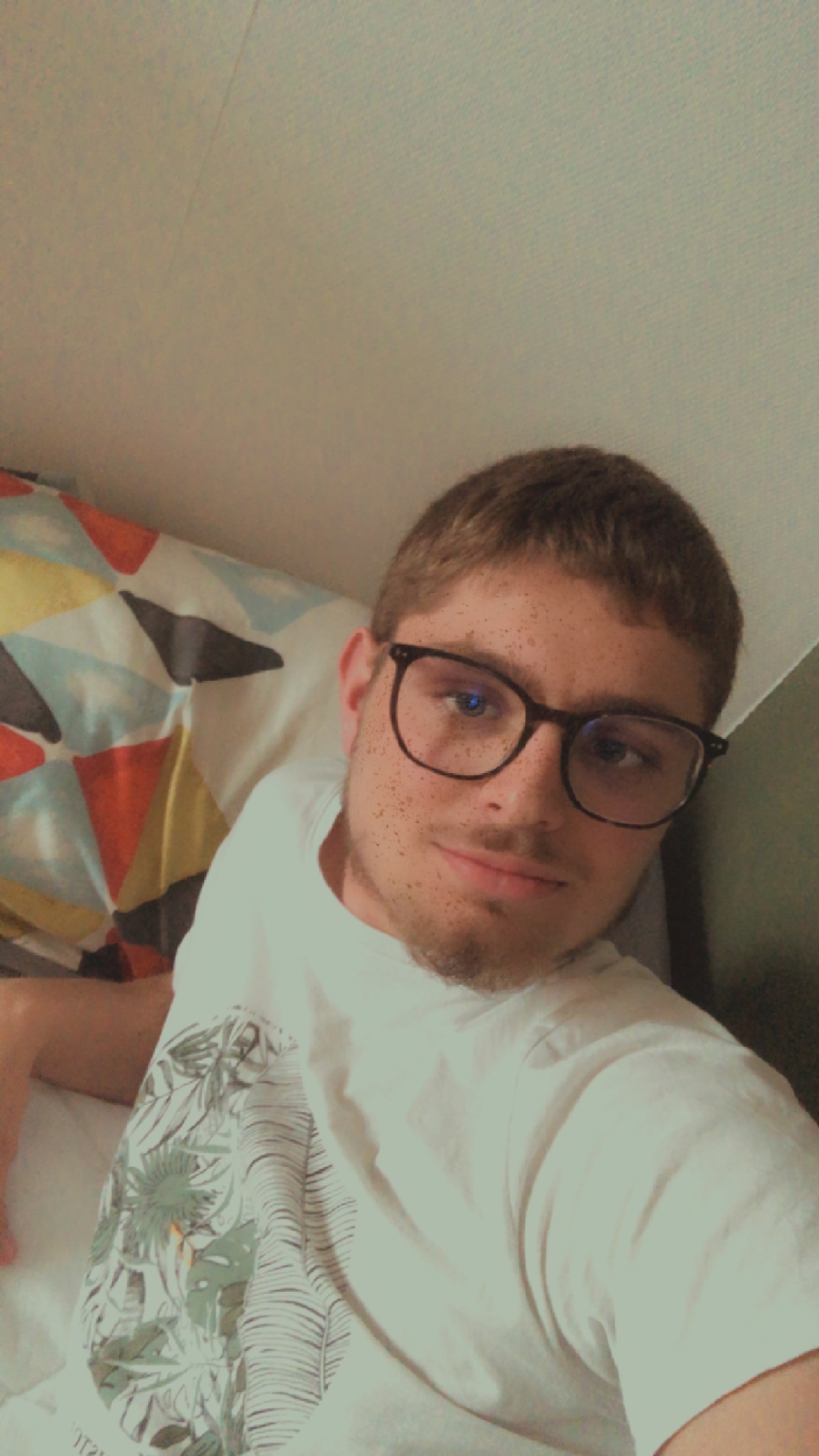 Profil de Dony, 21 ans, rencontre gay à Estampes