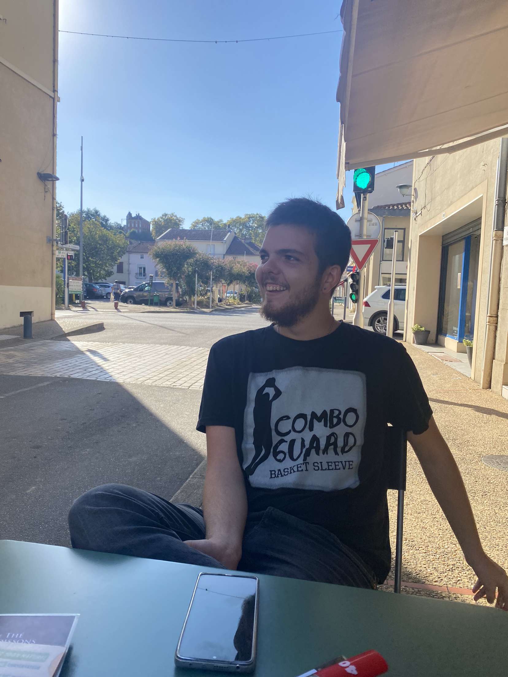 Profil de Oskar, 21 ans, rencontre gay à Senots