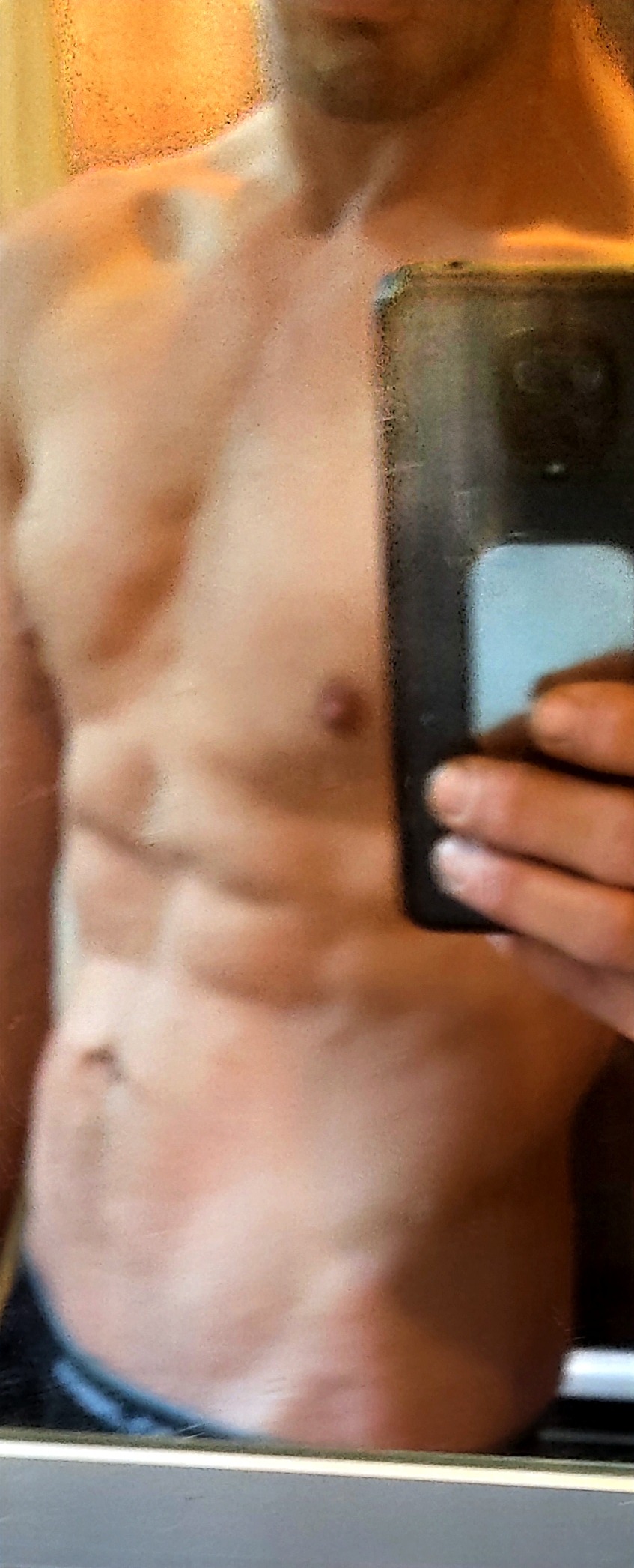 Profil de Al, 40 ans, rencontre gay à Godisson